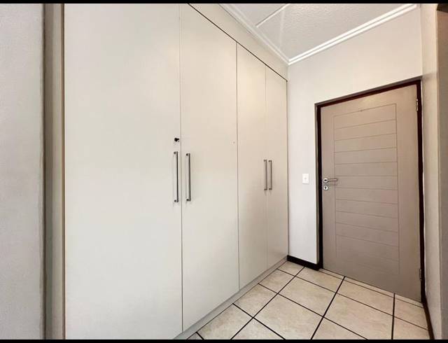 0 BEDROOM APARTMENT FOR SALE IN LONEHILL